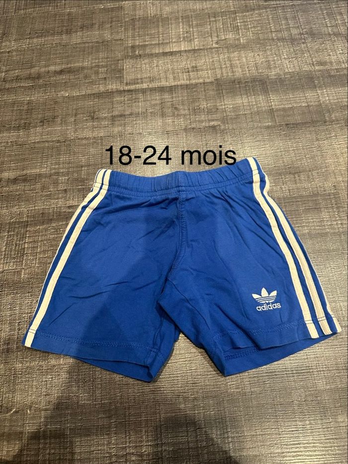 Short adidas