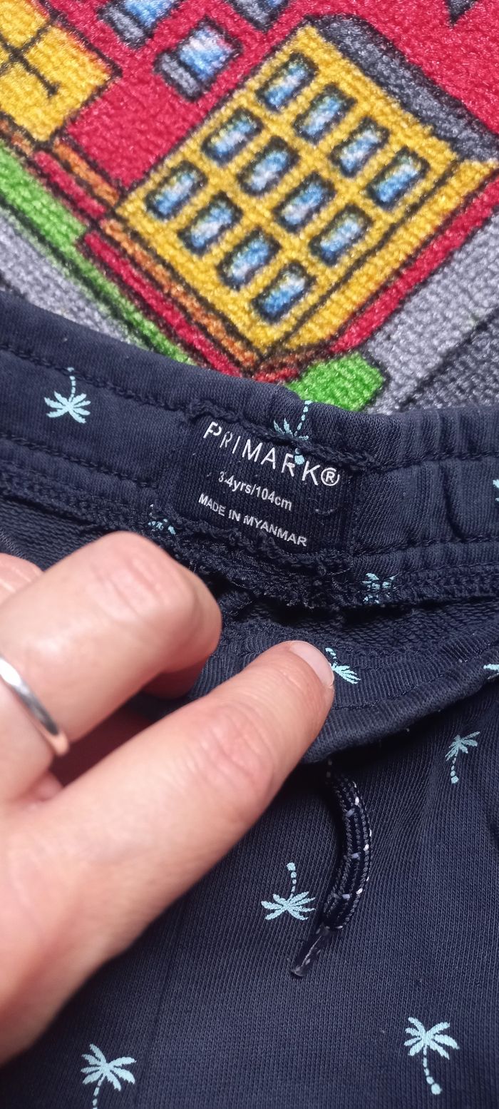 Short Primark 4 ans - photo numéro 2