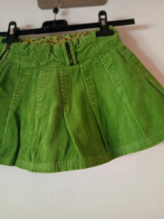 Jolie jupe verte. 4 ans - photo numéro 9
