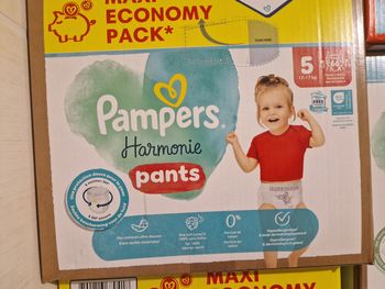 66 Couches cullotte taille 5 pampers harmonie