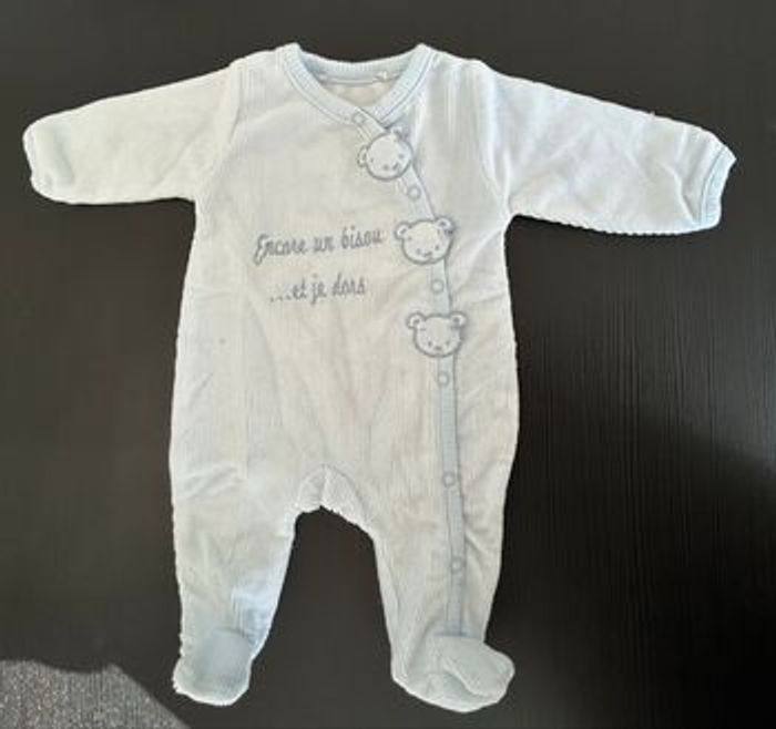 Lots de 5 pyjamas - photo numéro 2