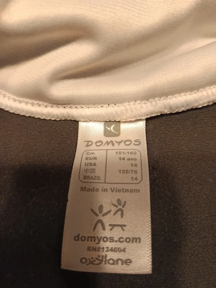 Vends veste de jogging Domyos taille 14 ans . - photo numéro 4