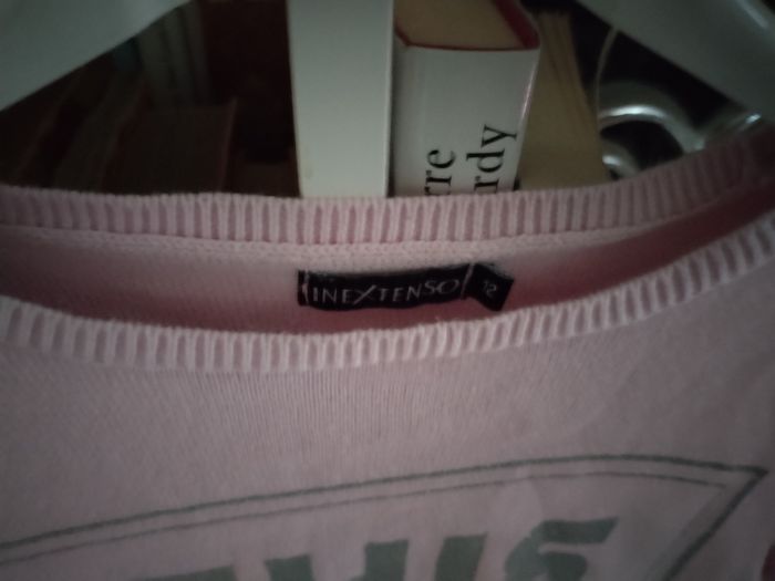 Pull rose avec écritures gris pailleté 100% coton comme neuf - photo numéro 3