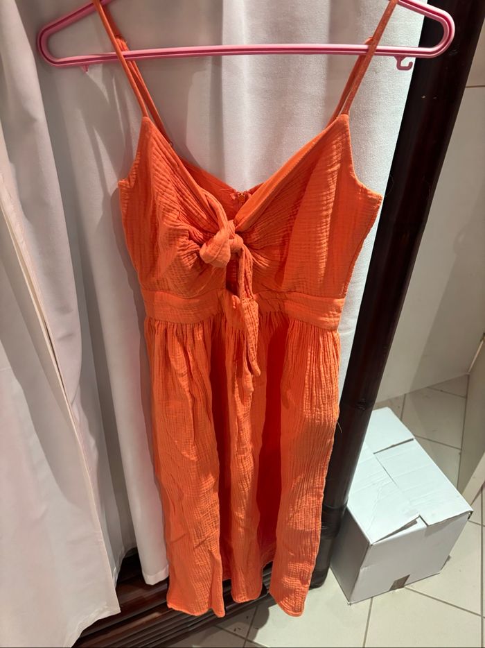Robe orange en lin