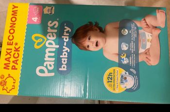 Couches pampers baby dry mega pack