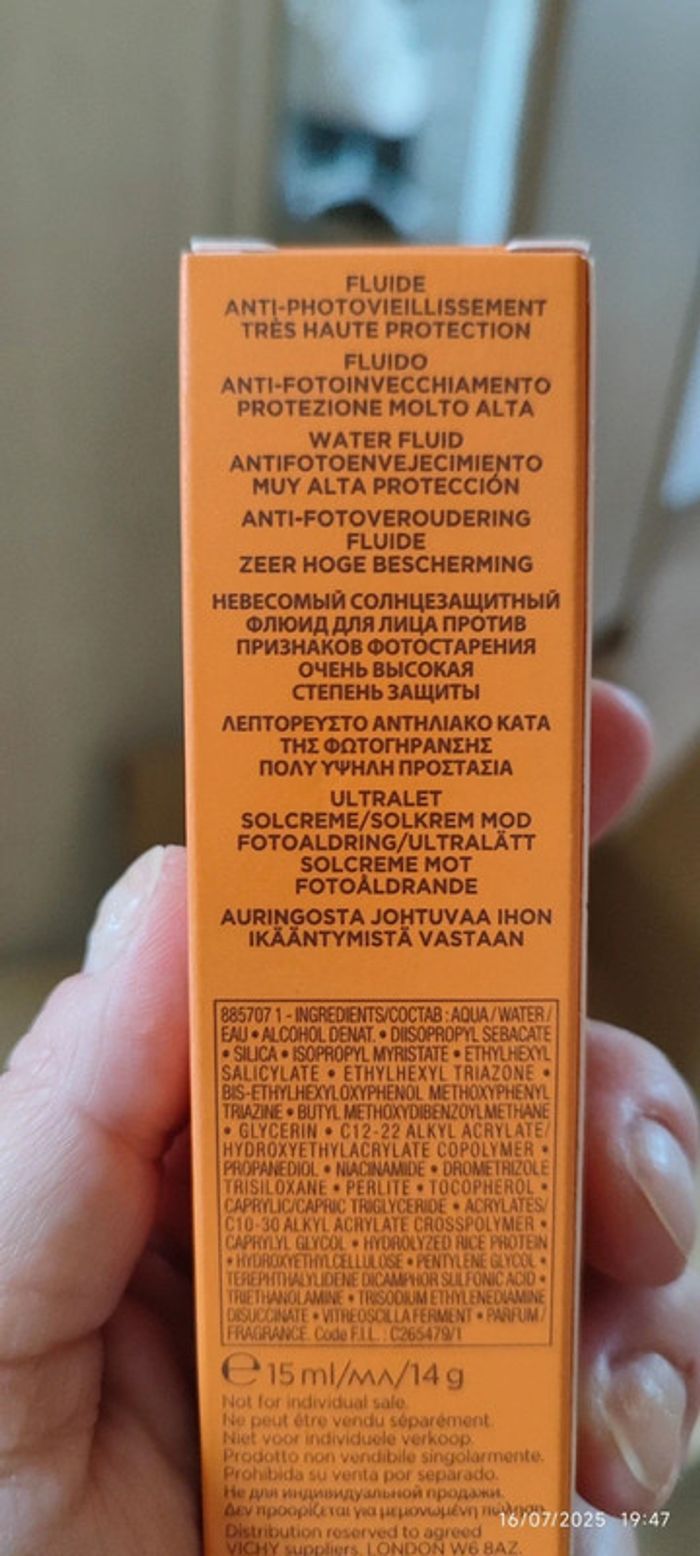 Vichy Capital Soleil Soin Solaire Anti-Age UV-Age Daily SPF50+ 15 ml - photo numéro 10