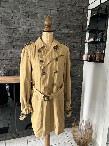 Trench coat