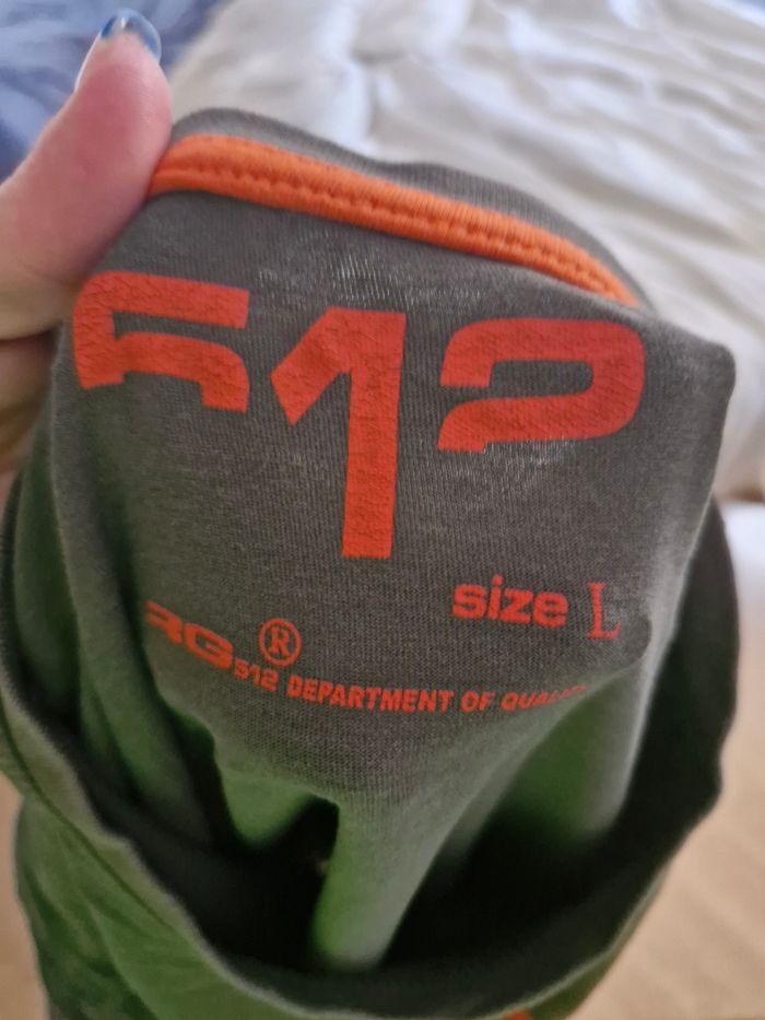 T-shirt taille L - photo numéro 3
