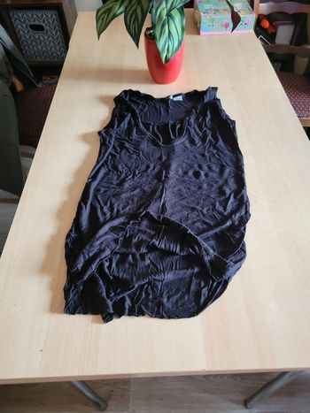 Tee shirt sans manches débardeur