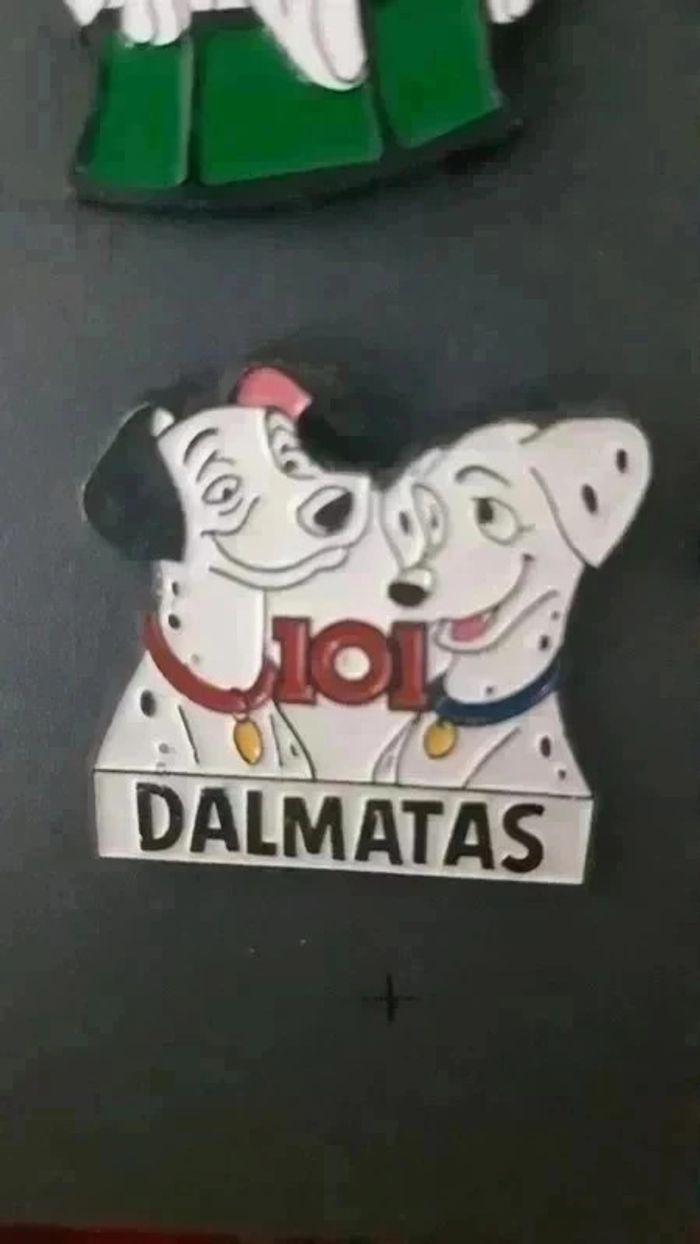 Pin's 101 dalmatiens - photo numéro 2