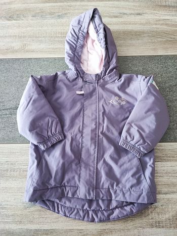 Manteau violet et rose