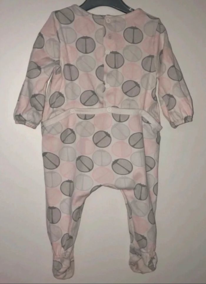 Pyjama - photo numéro 2