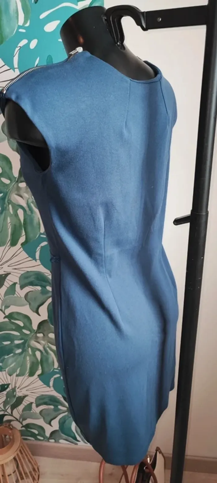 Robe courte type tailleur taille 36 - photo numéro 4