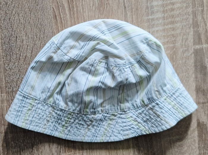 Petit chapeau / Bob d'été bébé fille – 18/24 mois - photo numéro 2