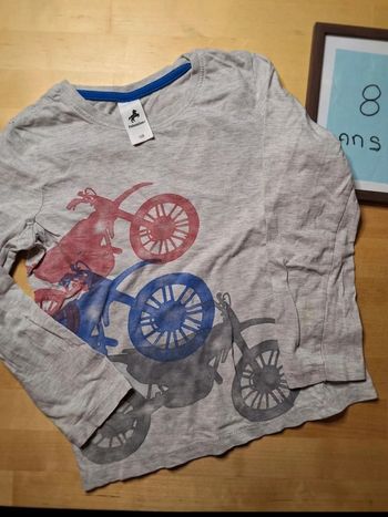 T-shirt manches longues pour garçon taille 8ans marque palomino très bon état