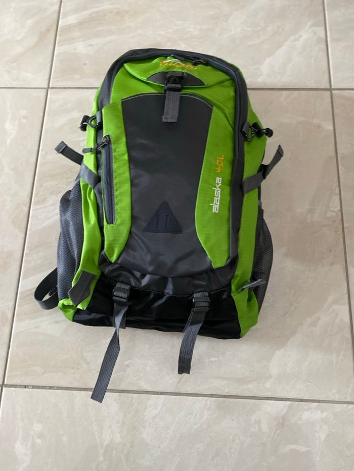 Sac à dos randonnée neuf