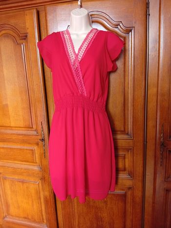 Robe rouge taille L 
