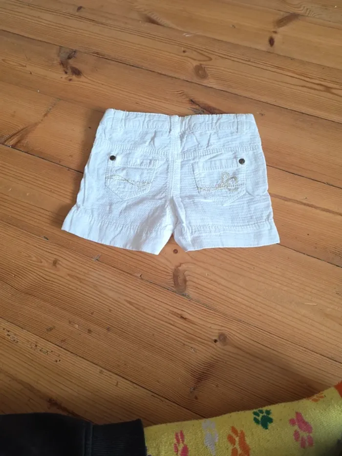Lot de 5 vêtements 6 mois. - photo numéro 11