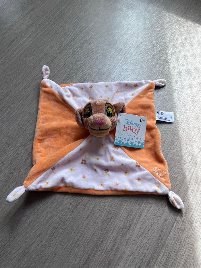 Doudou Nala orange et blanc neuf avec étiquette