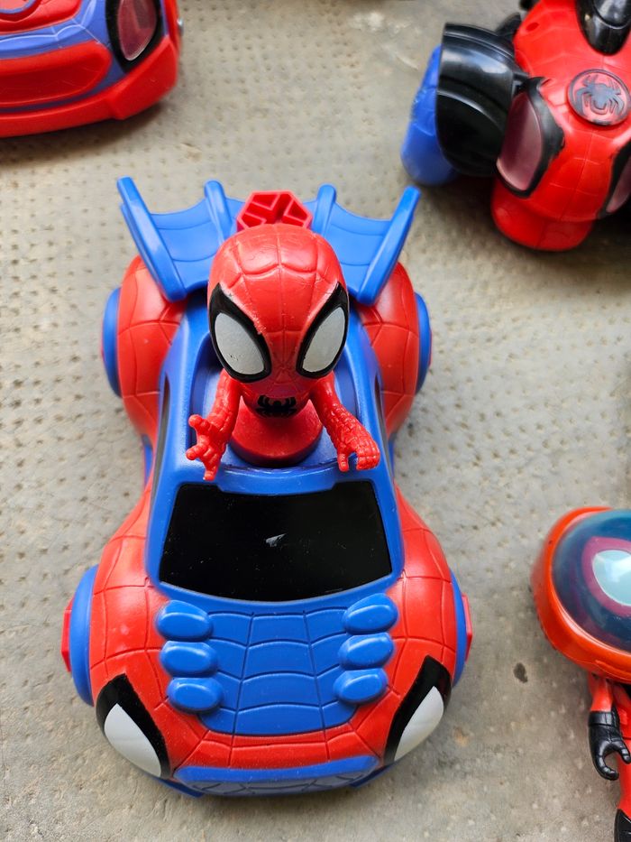 Lot spidey véhicule + octopus - photo numéro 2