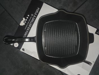 Poêle à griller en fonte NEUVE