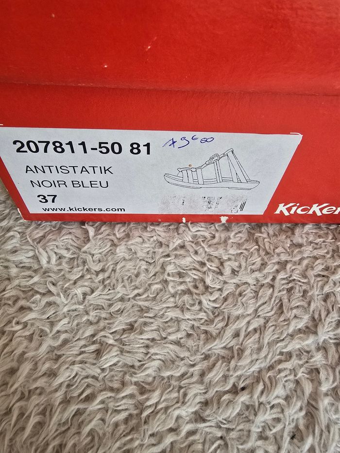 Sandales 🍒Kickers🍒pointure 37 non négociable - photo numéro 10