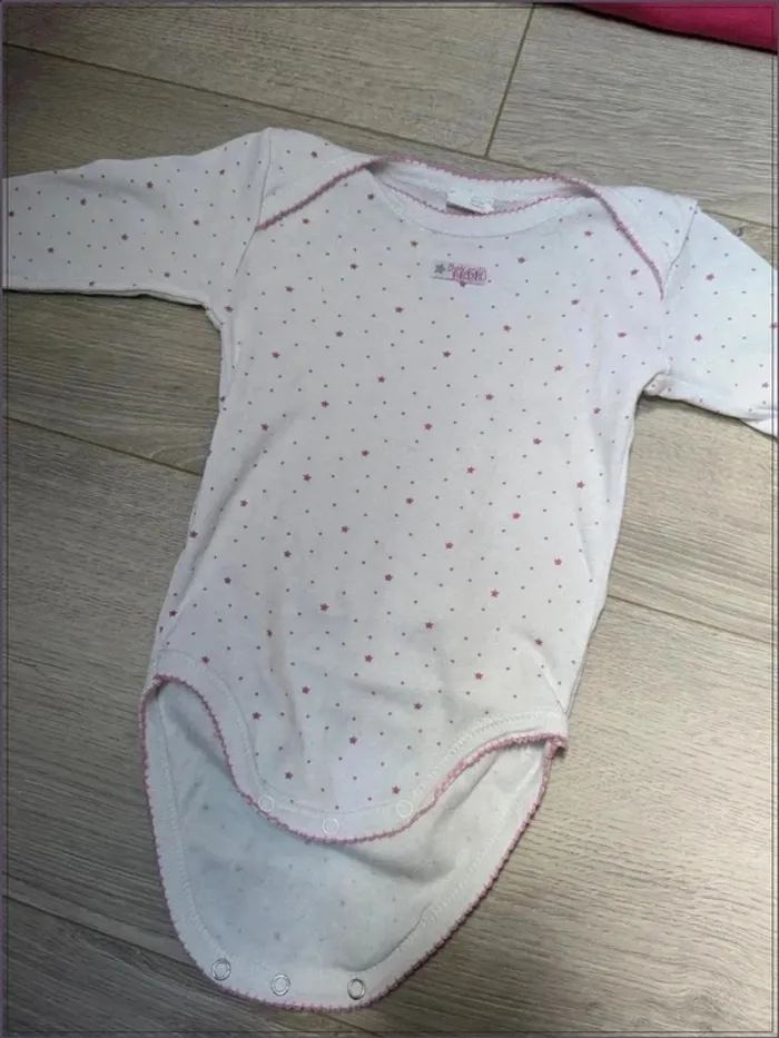 Lot de 2 bodies manches longues 6 mois - photo numéro 2