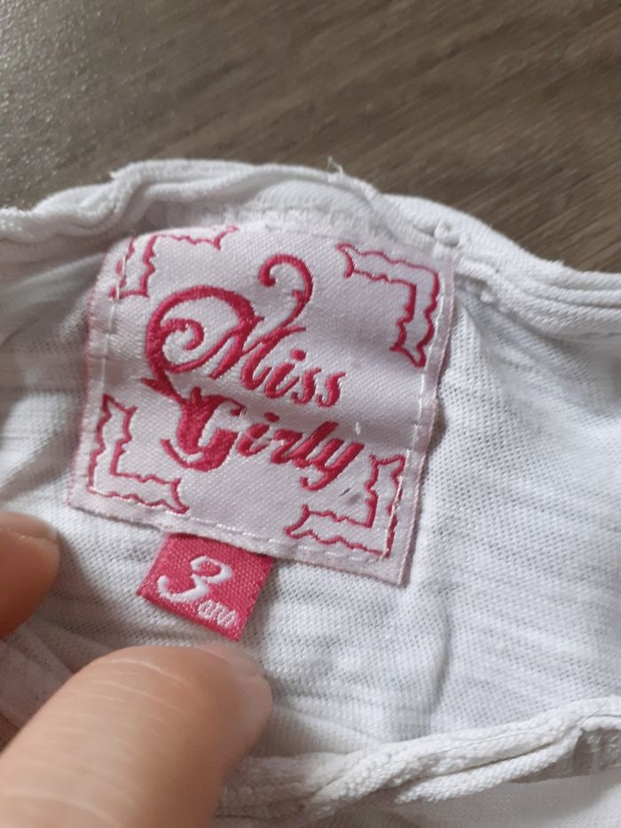 Tee-shirt - photo numéro 2