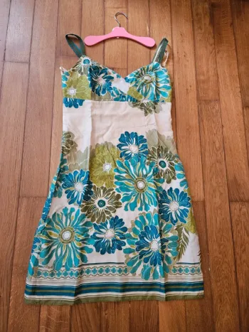 Robe Ann Taylor 8/M/40