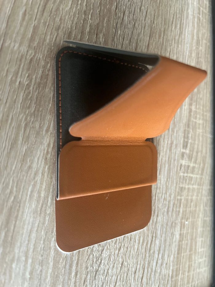Suppôt de carte pour téléphone - photo numéro 3