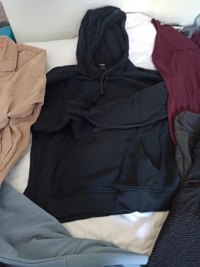 Lot de 9 vêtements femme taille S ( lot 5) - photo numéro 12