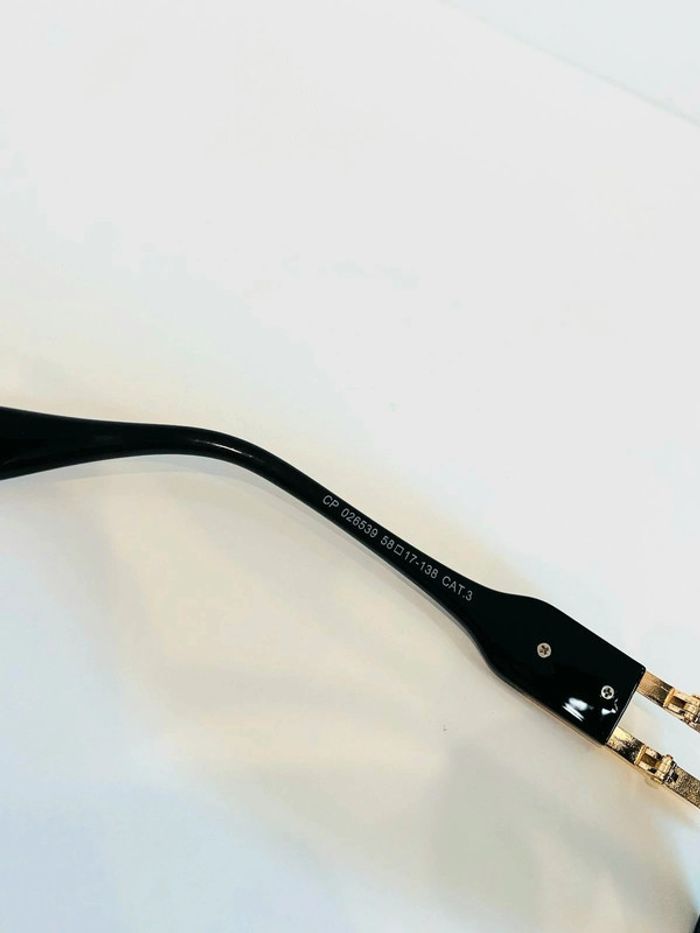 Nouveauté lunette de soleil femme noire carrée bras dorés uvprotection catégorie 3 - photo numéro 5