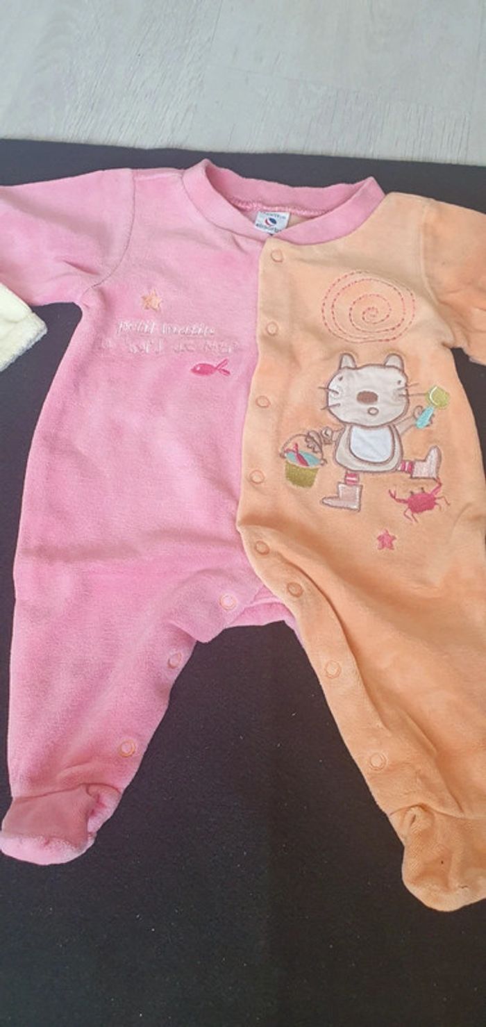Lot 5 pyjamas 1mois - photo numéro 6