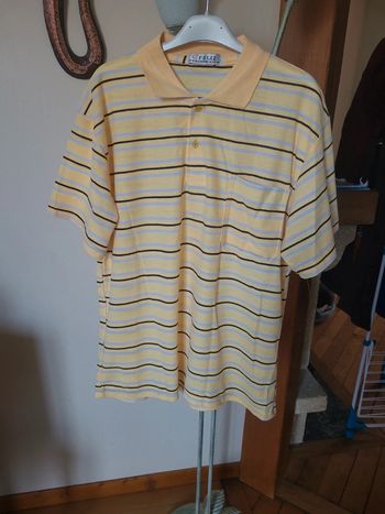 polo taille M à rayures