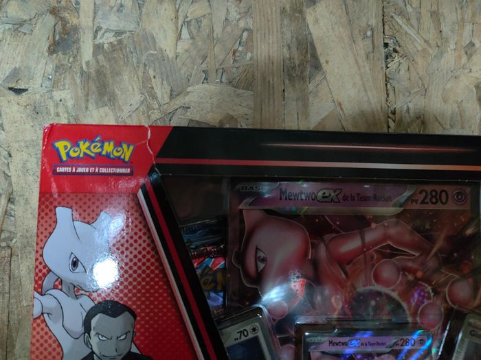 Coffret Pokemon Mewtwo ex de la Team Rocket EV10 - photo numéro 2