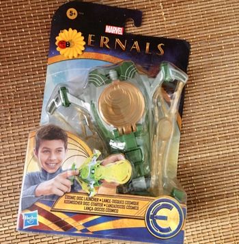 lance disque eternal marvel