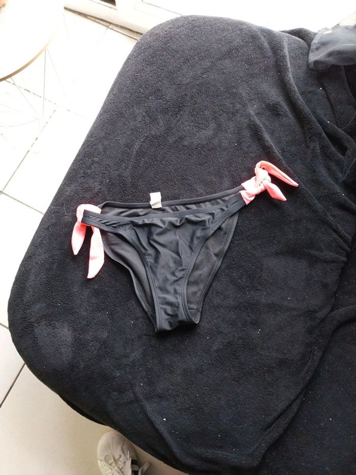 Bas de maillot neuf taille M