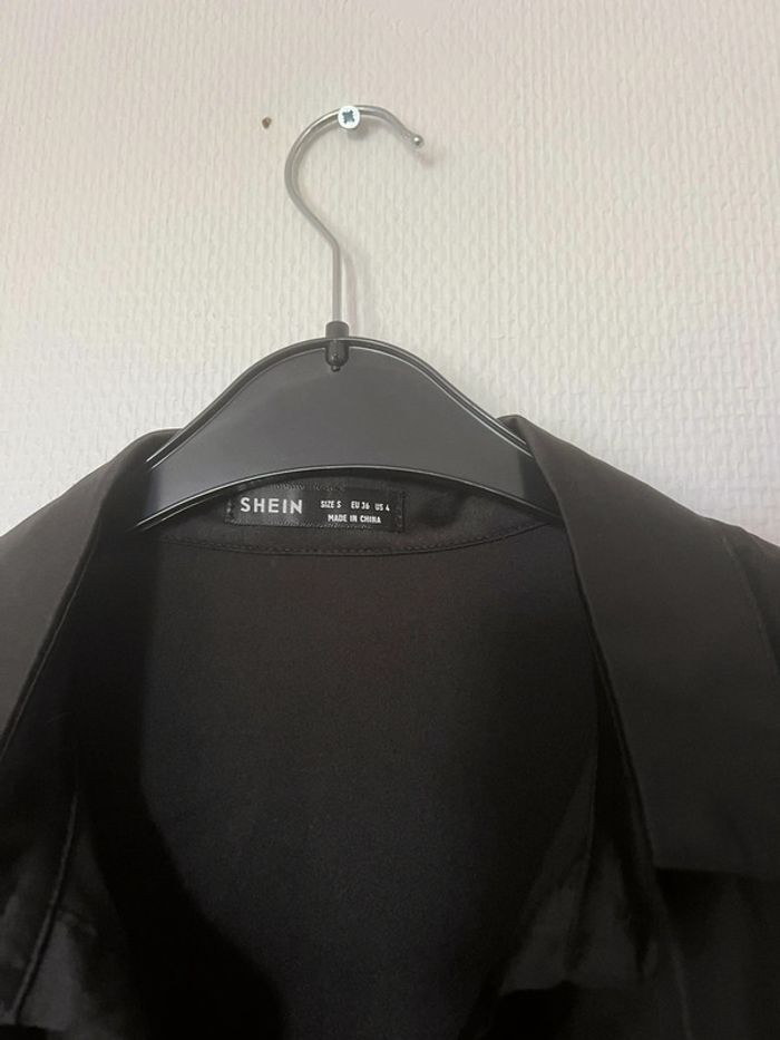 Chemise en satin - photo numéro 3