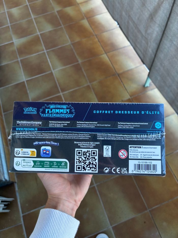 ETB Méga Évolution  02 - Flammes Fantasmagoriques - photo numéro 4