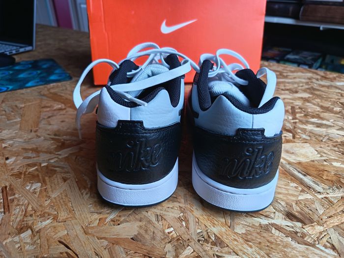 Nike Dunk Low Blanc/Noir/Gris - photo numéro 4