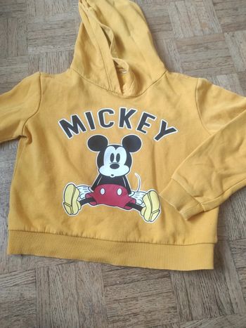 Pull Mickey 8 ans