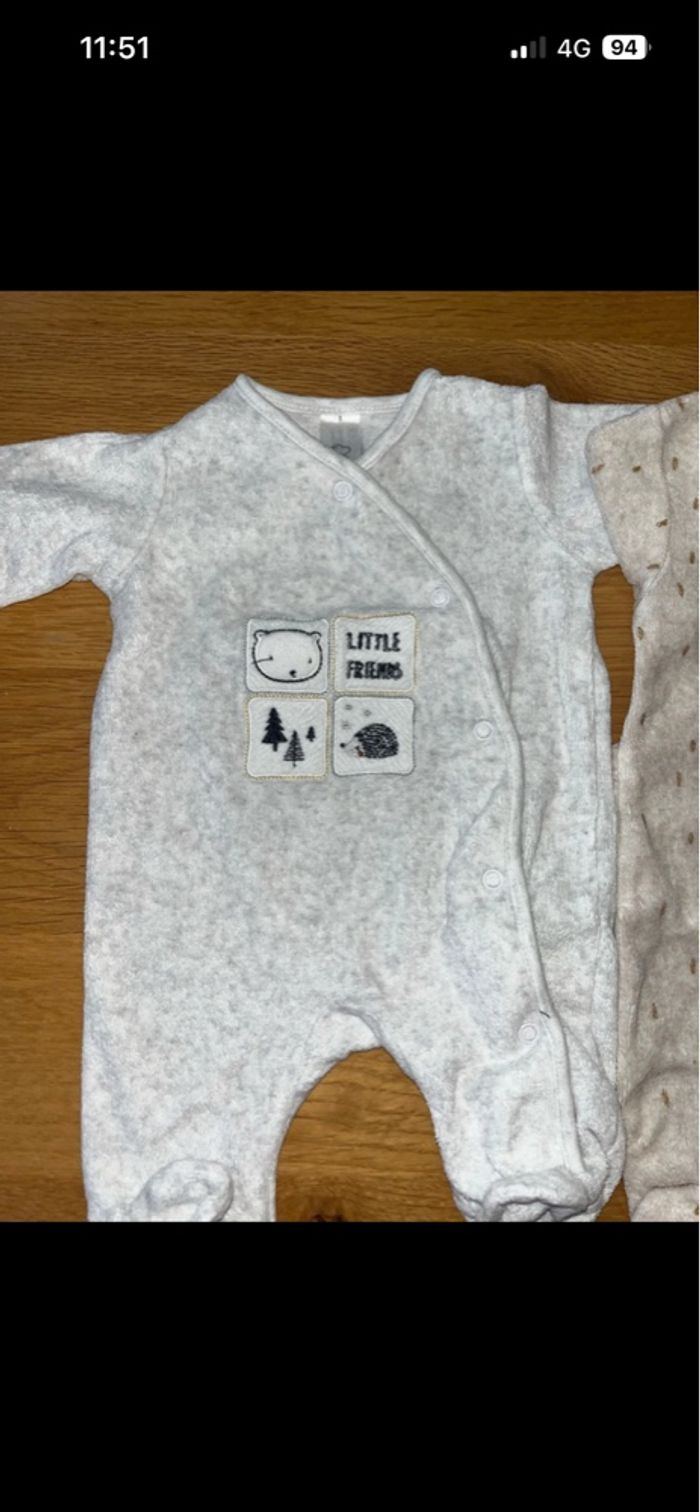 2 pyjamas mixte 1 mois - photo numéro 2