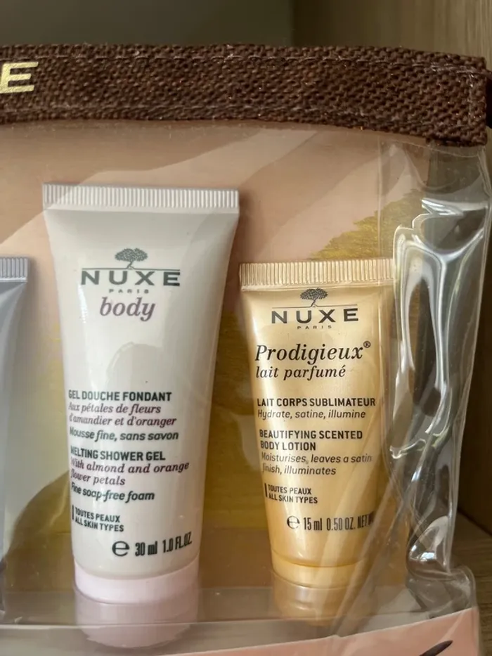 Trousse, kit de voyage pour cadeau - photo numéro 5