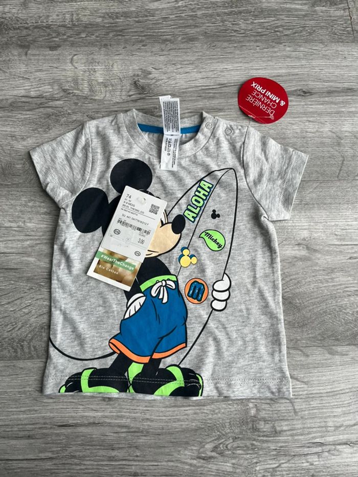 Tee shirt neuf 6-9 mois