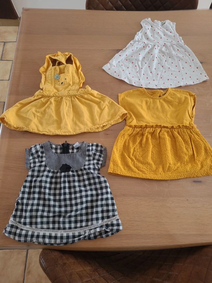 Lot 4 robes été 6mois