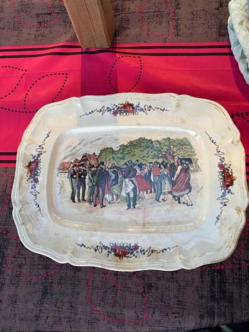 Plat porcelaine