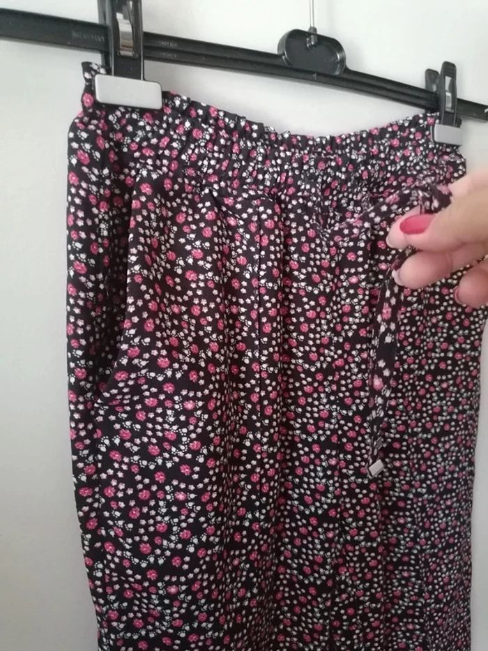 Pantalon polyester noir fleuri 36 Kiabi - photo numéro 5