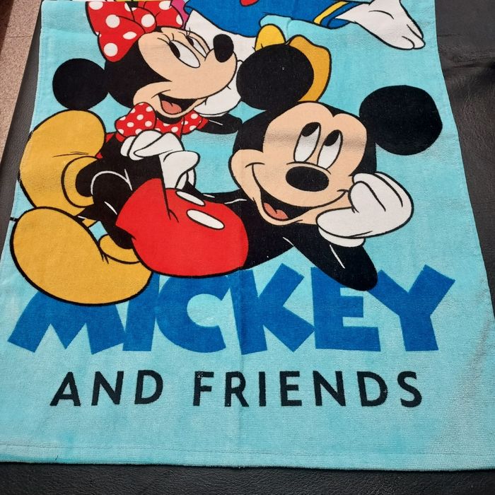 Serviette de plage Mickey and friends - photo numéro 2