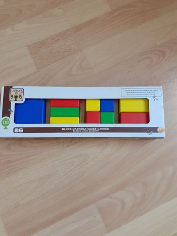 Jeu en bois 12 mois et plus