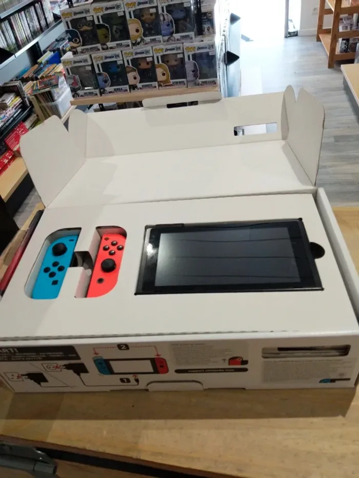 Nintendo Switch V1 Rouge & Bleu - photo numéro 10